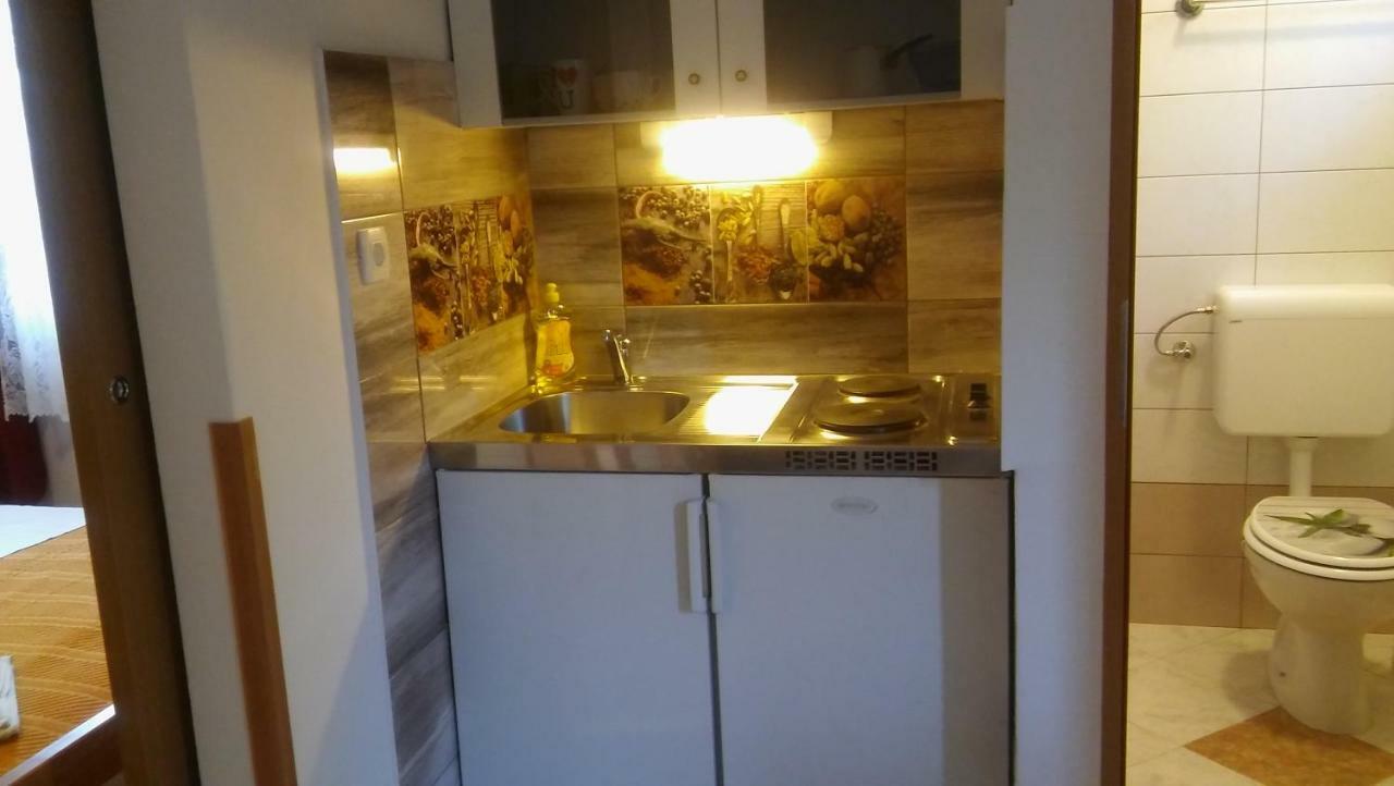 Apartmani Vitkovic II 茨雷斯 外观 照片